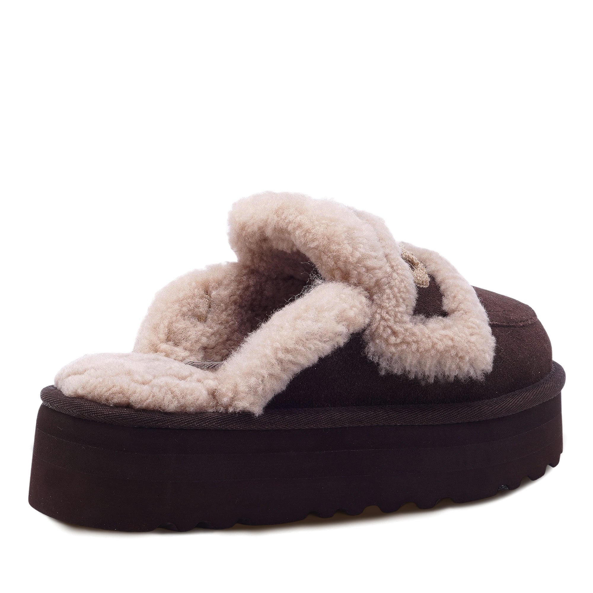 Logo Shearling Platform Uggs (DETACHABLE FEATURE)